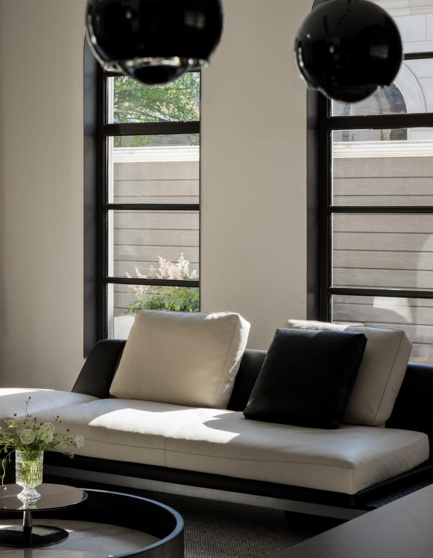 现代轻奢质感别墅设计-21