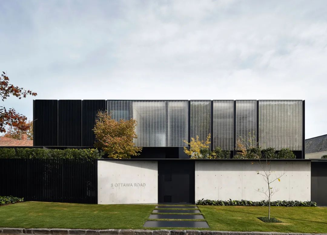 黑白配透明别墅,自然纯净空间设计丨ADDARC-36