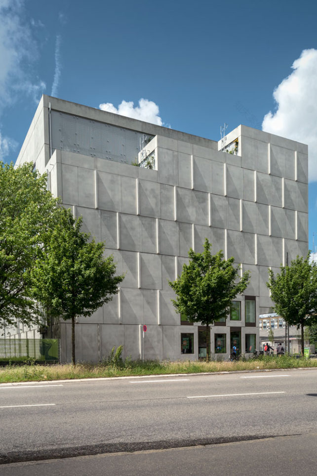 Pelican Hulgårdsvej - entasis skaber lagerbygning i Nordvest-27