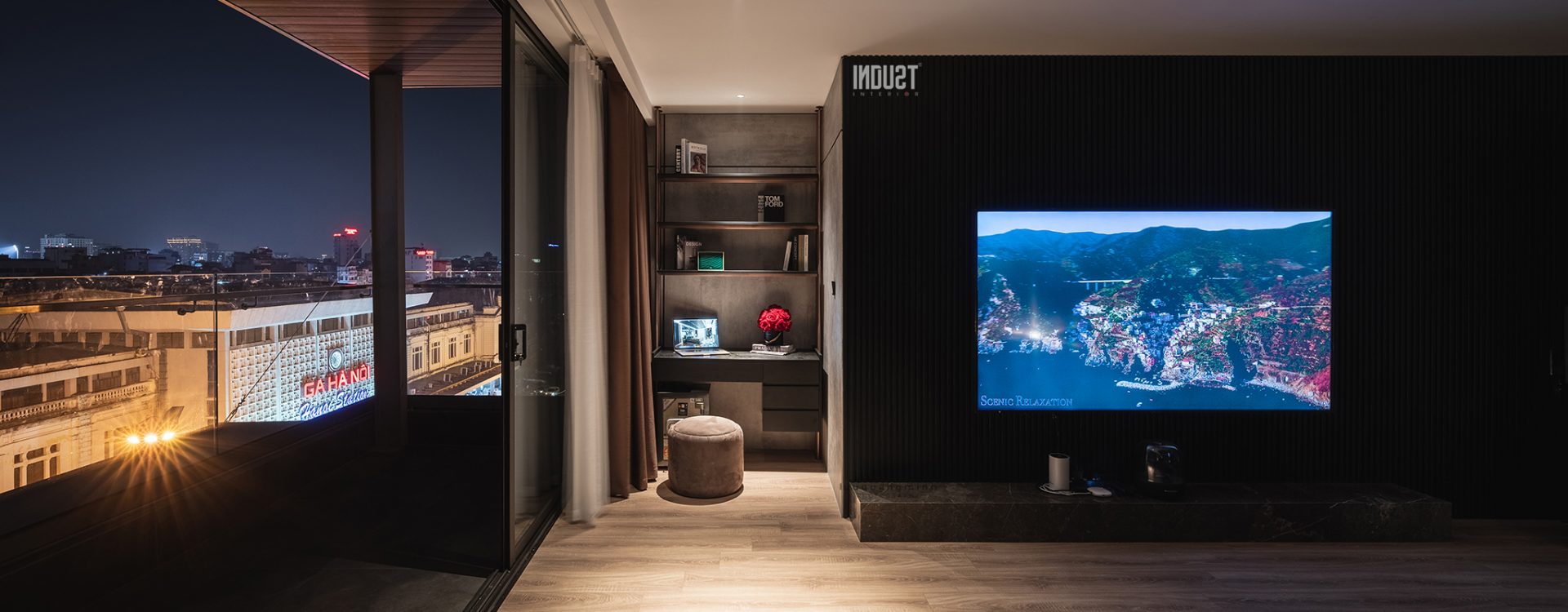 布宾女士 – 黎笋 – 工业区

注：MS常见为Miss或Ms的缩写，这里翻译为女士；LÊ DUẨN是越南人名黎笋；Indust可能是Industrial Zone省略说法，这里结合语境翻译为工业区  丨Việt Linh-12