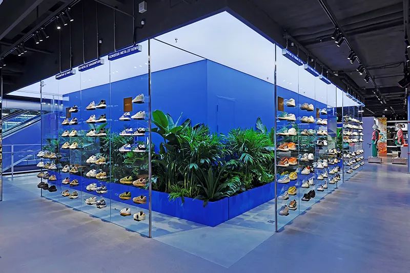 adidas 北京三里屯全球旗舰店重装丨中国北京-3