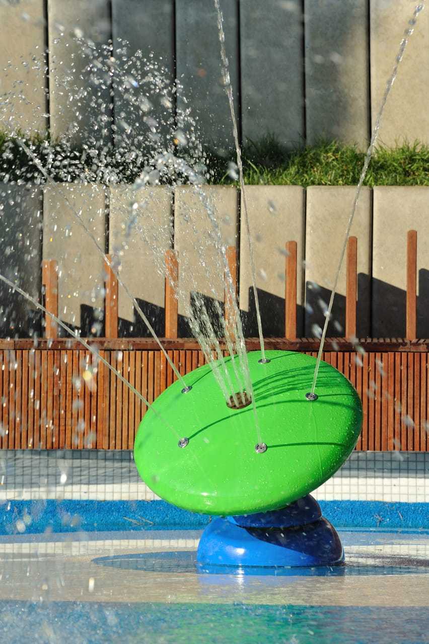 波兰第奇”脚印形”水上儿童游乐场-20