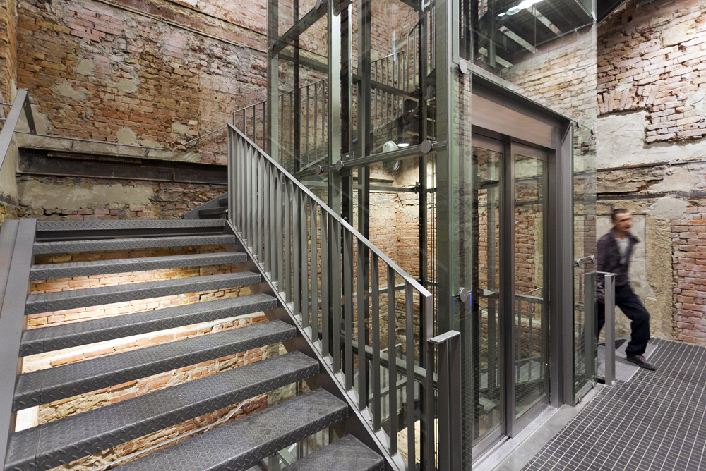 Decin 啤酒厂购物中心-18