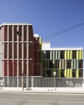 红十字会总部大楼丨西班牙丨endosdedos arquitectura