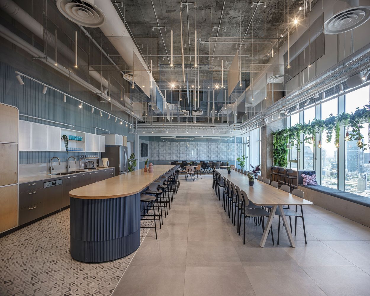 创新医疗科技公司的活力办公空间-8