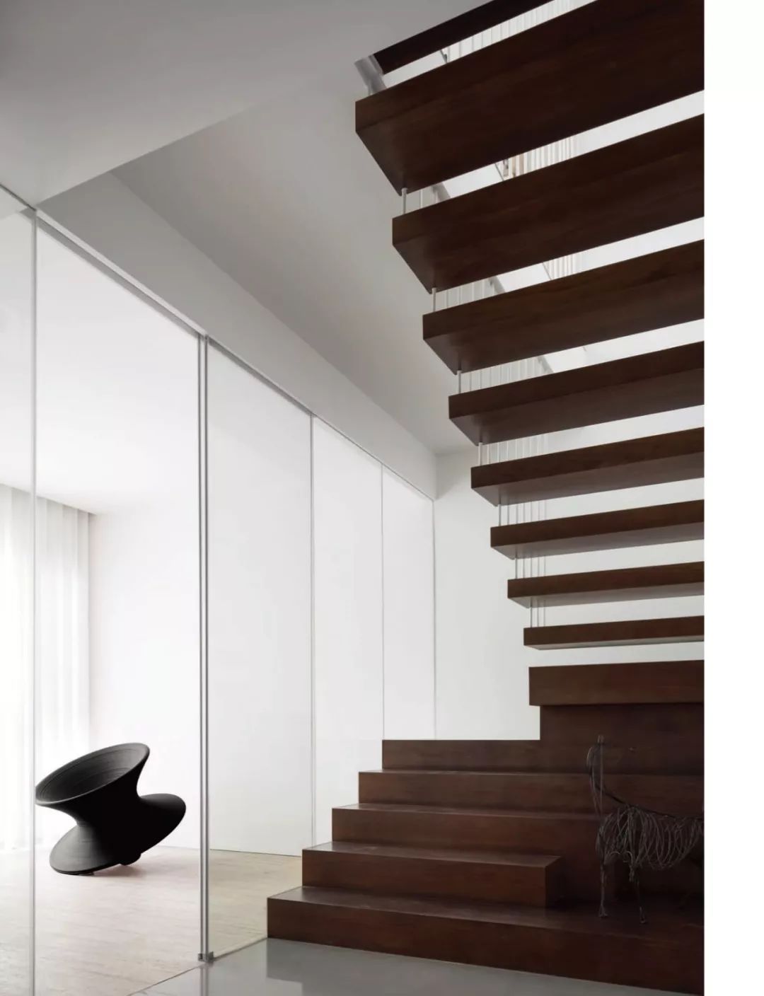 《倾斜的盒子》 | 创新设计，空间体验丰富-10