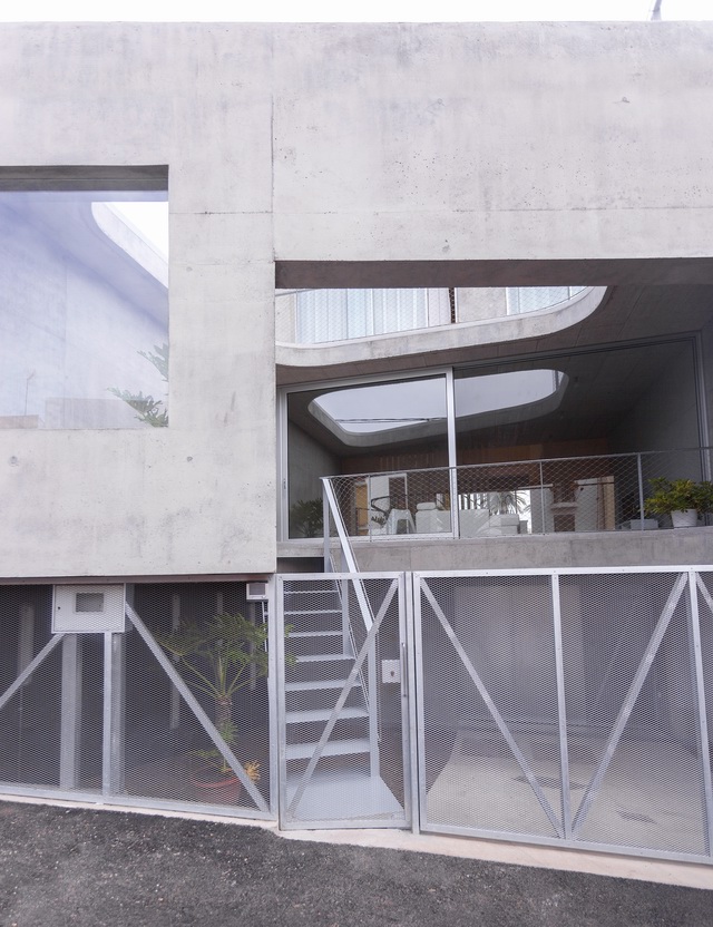 西班牙绍萨尔"G House"——混凝土与庭院的巧妙结合-11