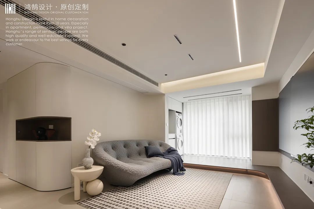 等你下课 | 110㎡里奶油色温柔地诉说着家庭每个成员的重要性，包括“柯基”。-2