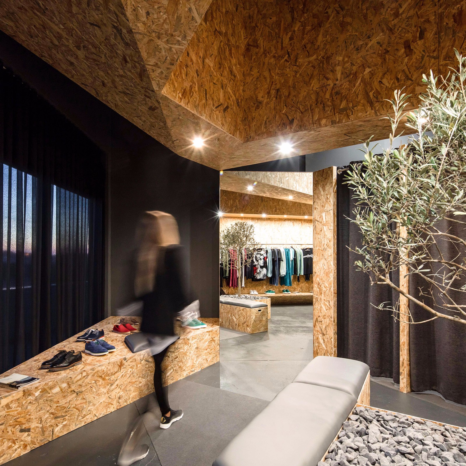 葡萄牙多品牌男装店  3r Ernesto Pereira-13