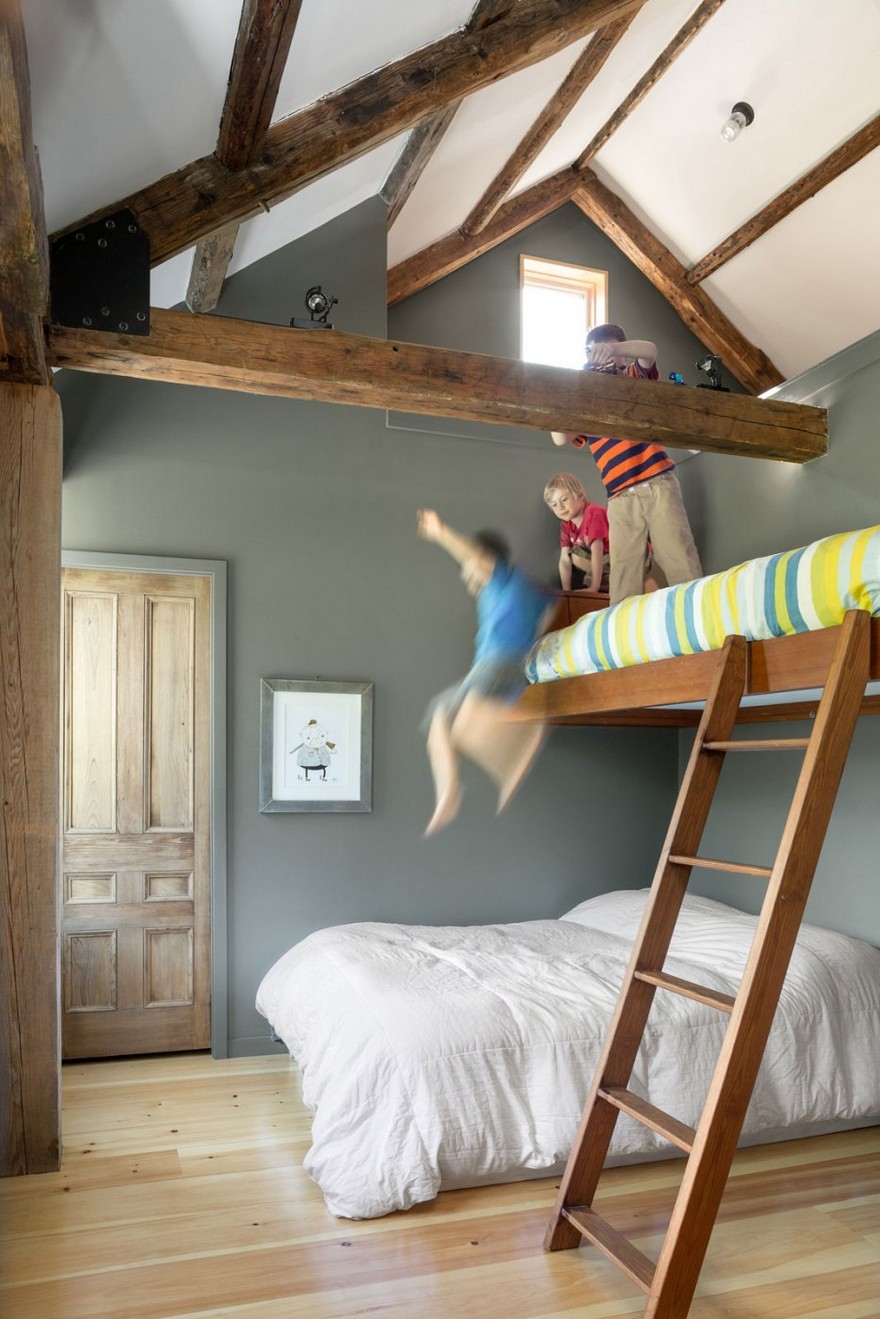 Family Farmhouse Built With Salvaged Materials from an Antique Barn-19