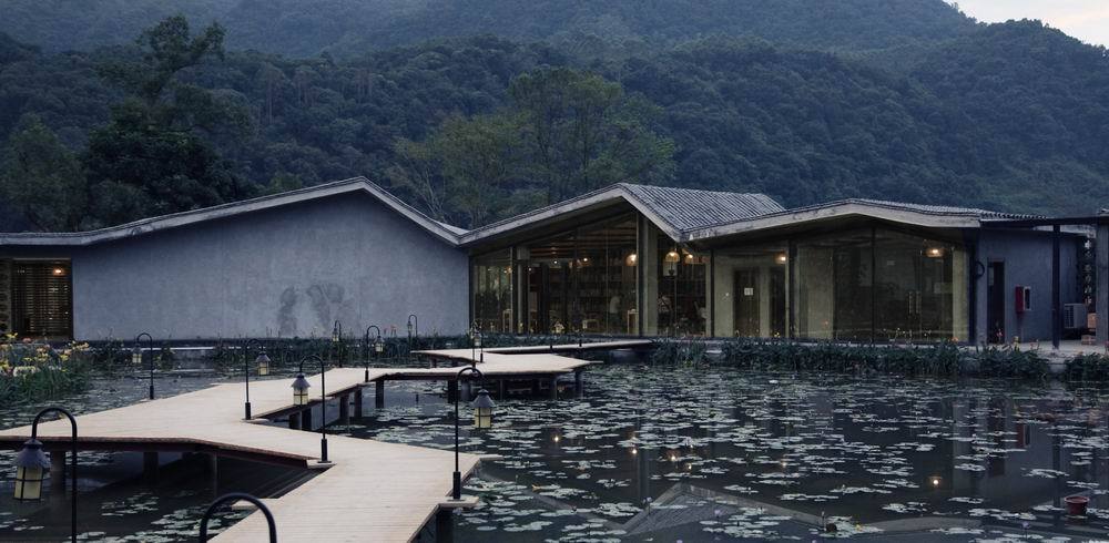 废弃小学的生态重生 | Heduli Paddy Hotel-1