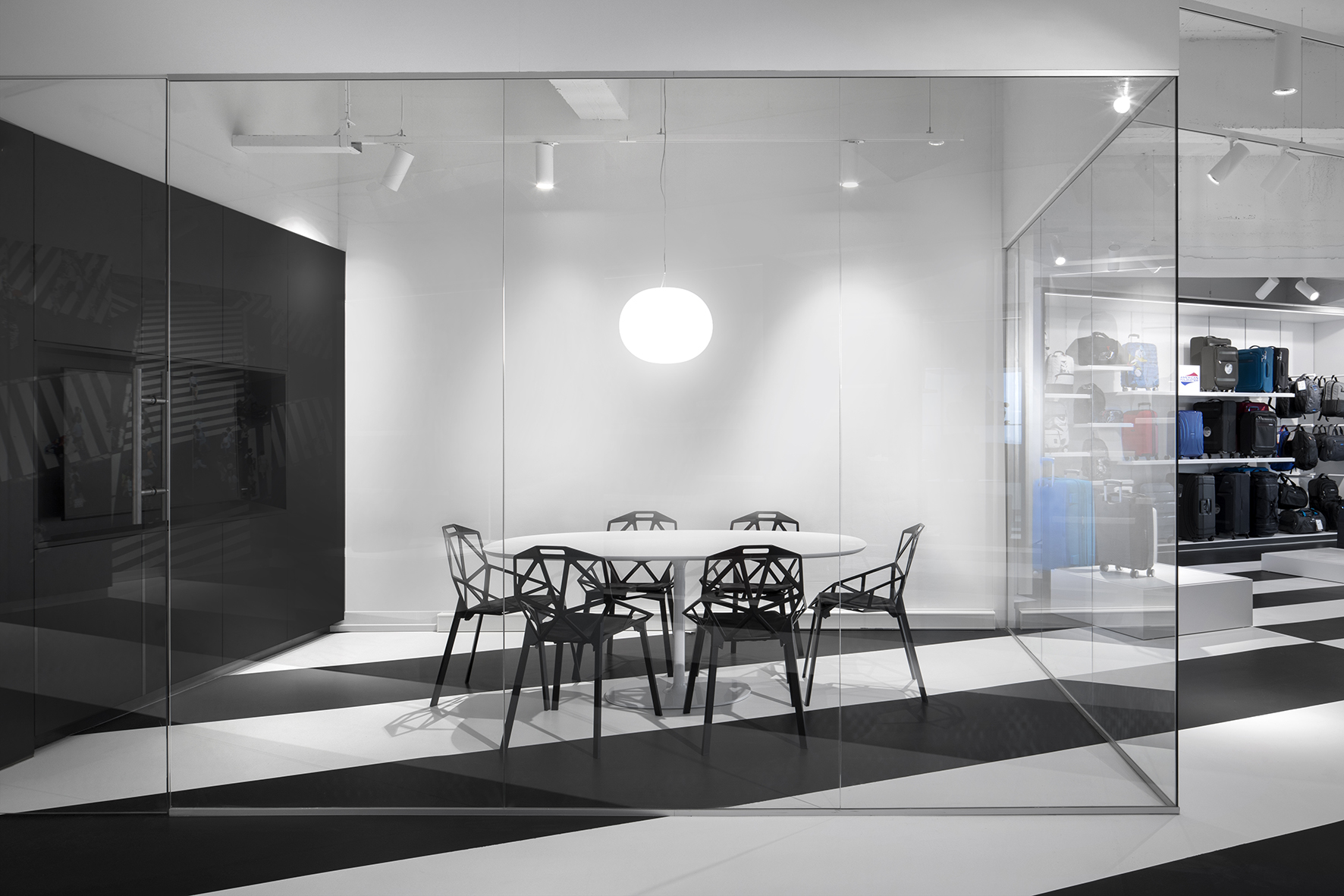 i29 打造 Samsonite 新阿姆斯特丹展厅,城市空间灵感展现多样品牌魅力-19