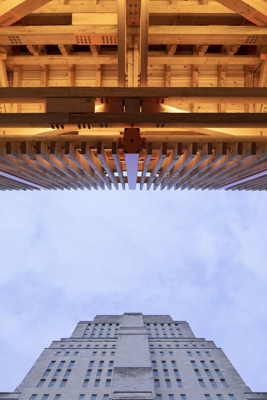 伦敦大学“Senate House Steps”社交空间丨英国伦敦丨BDP-14