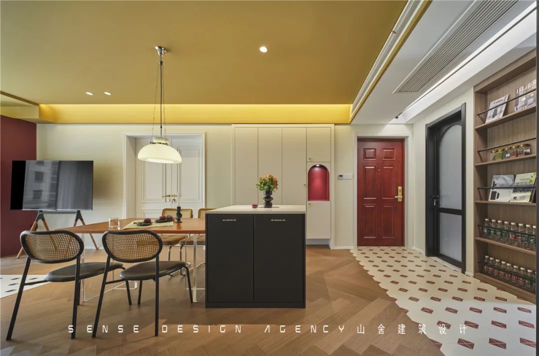 色彩碰撞,轻复古三口之家的生活艺术丨山舍建筑设计-24