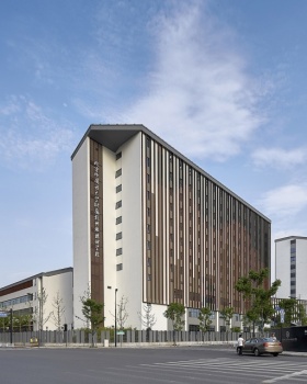 北京外国语大学附属杭州橄榄树学校丨言川建筑