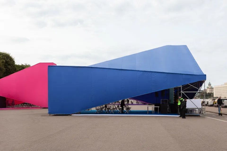 2020 俄罗斯创意产业节展亭 | 色彩缤纷的滨水空间-17