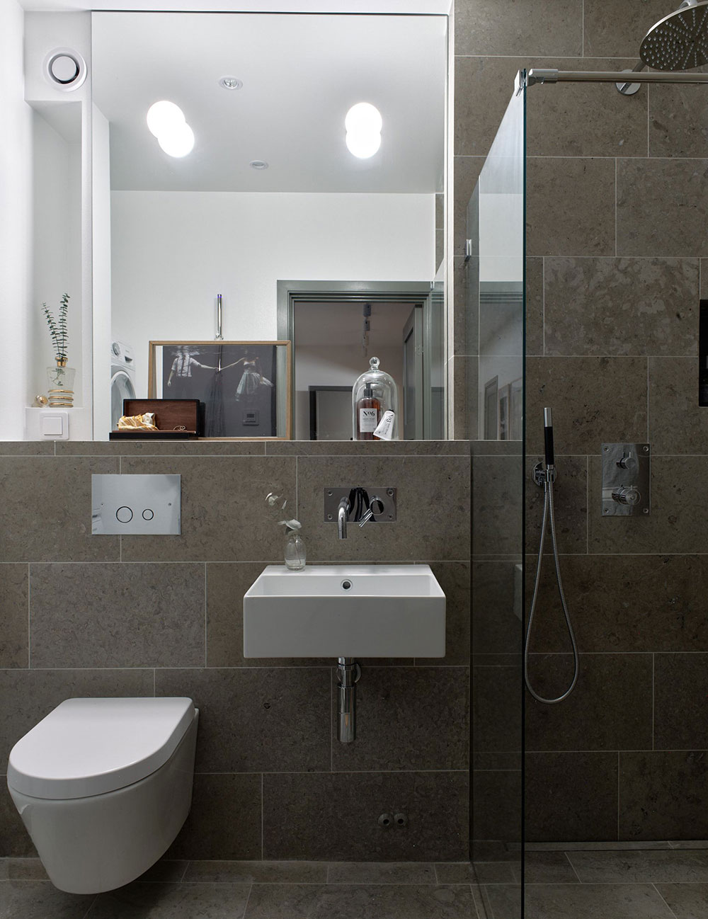 原木与灰色共舞，打造独特斯堪的纳维亚风格公寓-26