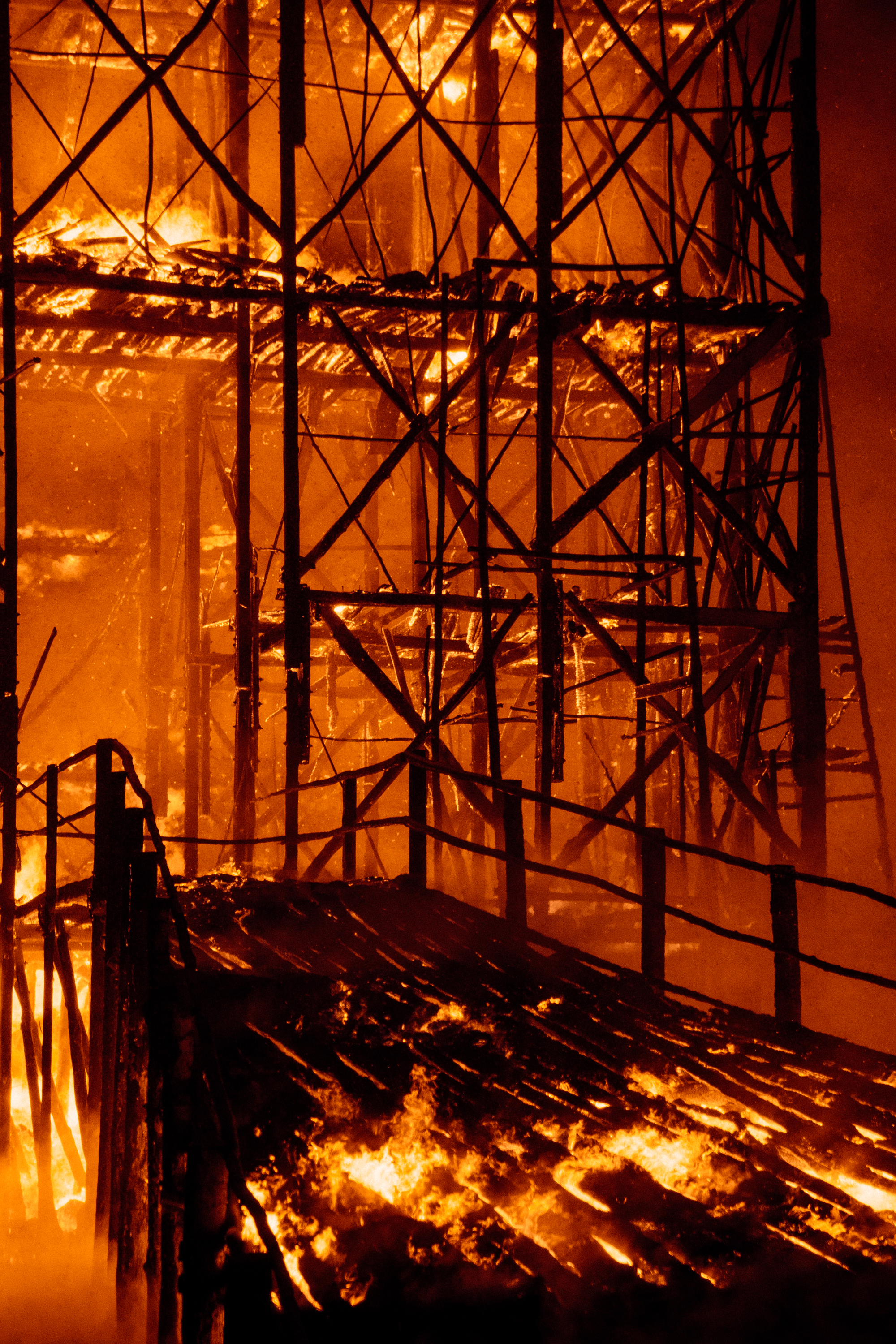 燃烧的桥梁 · 俄罗斯尼古拉列宁维茨艺术公园丨KATARSIS-59