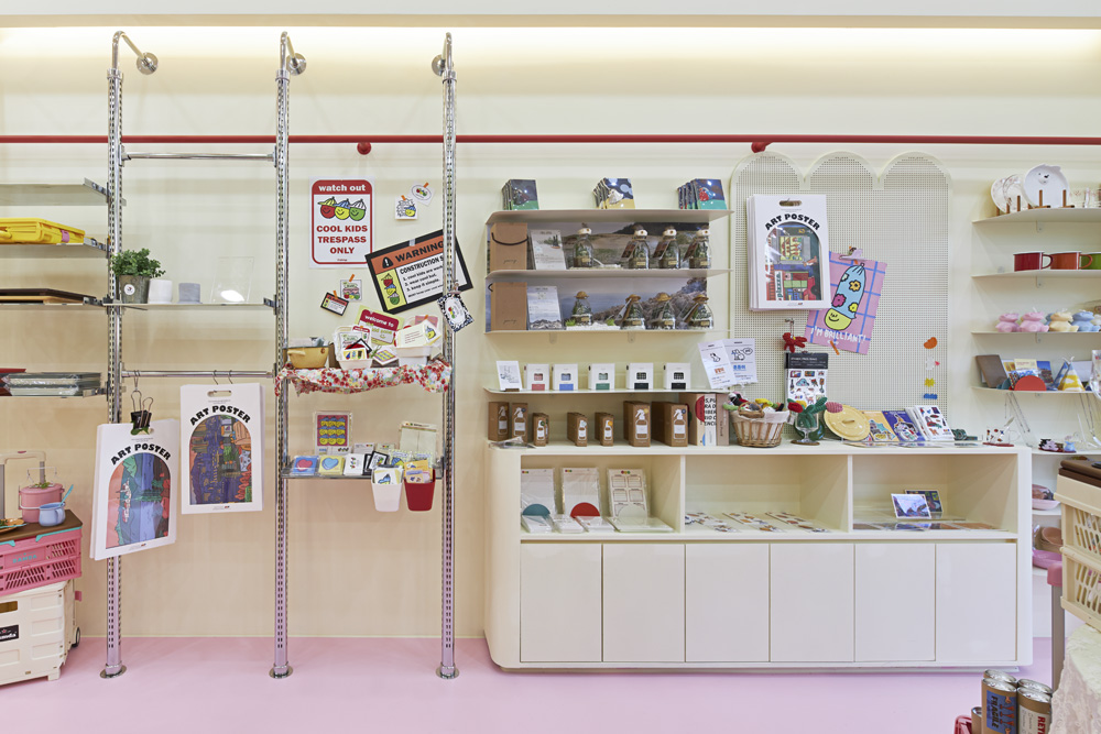 甜蜜四季 | 28 平糖果色甜品店设计-7