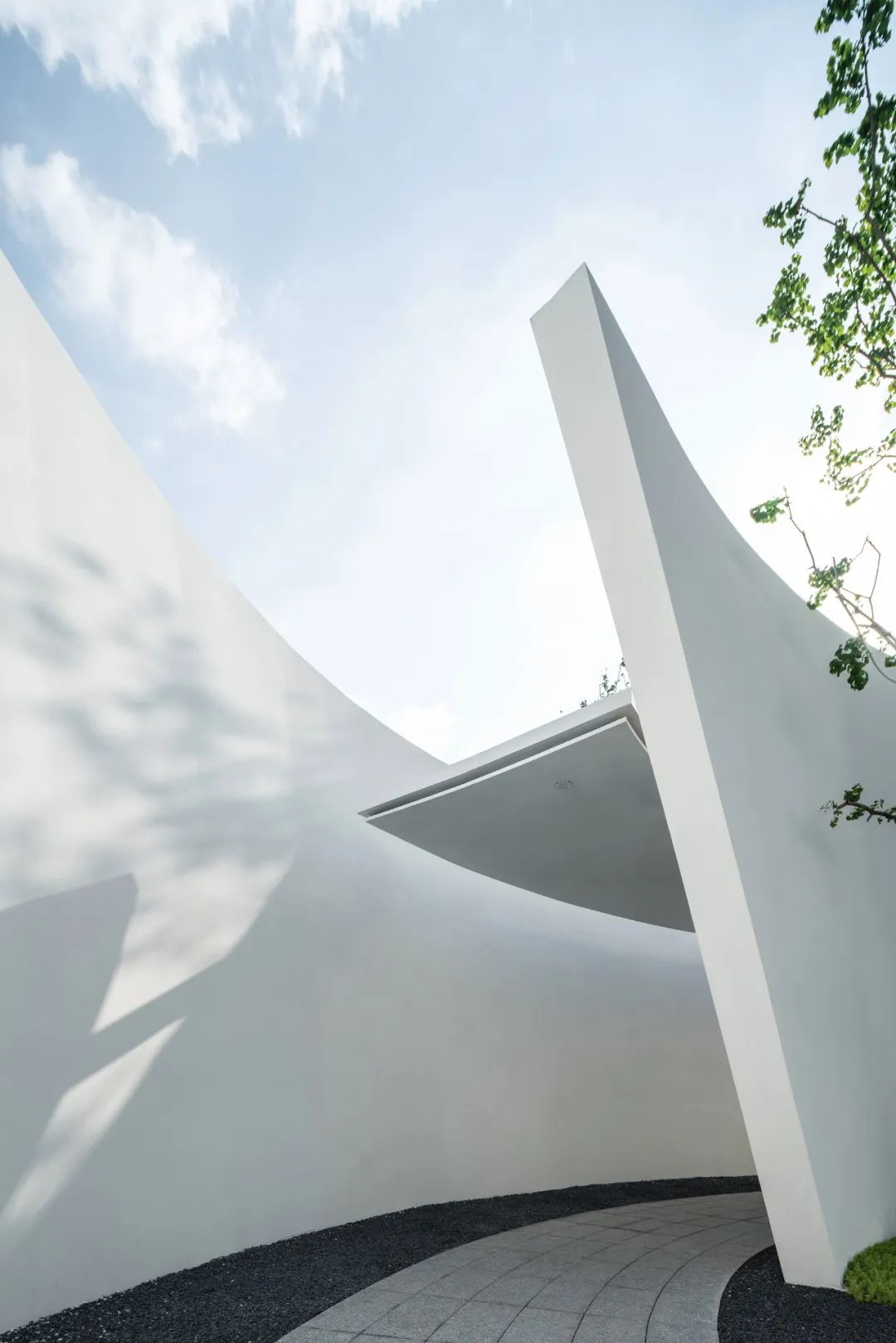 重庆荣盛•鹿山府丨麦微景观 | 现代都市艺术生活探索-0