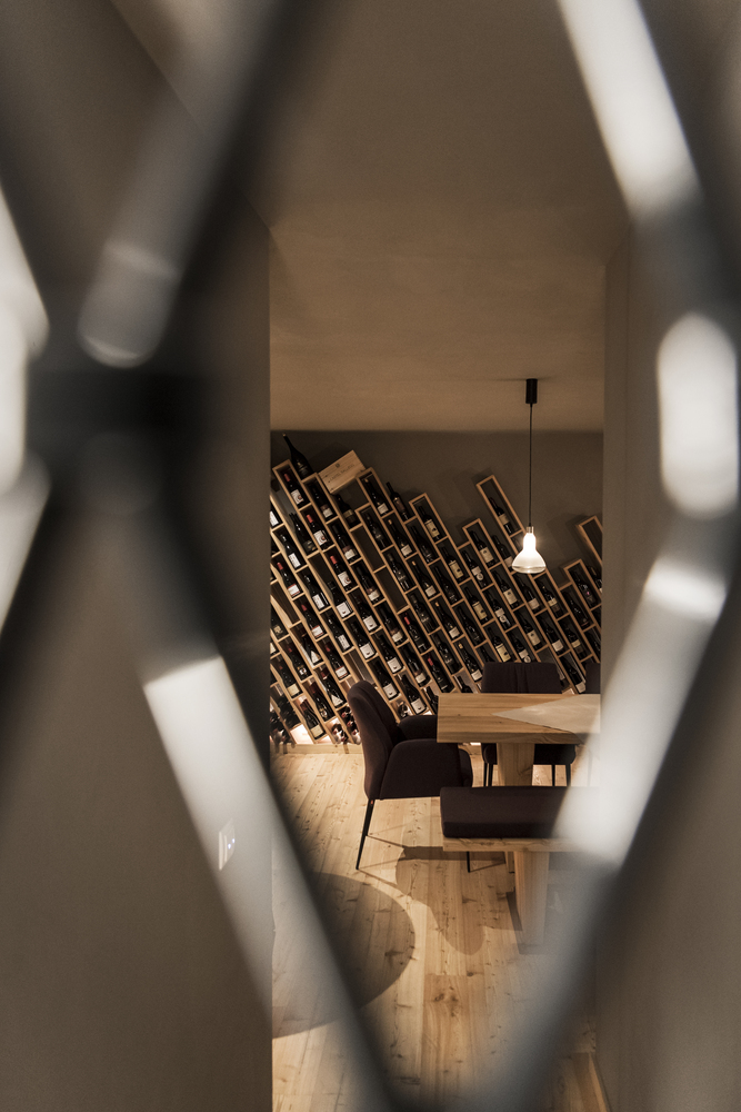 高山之上的酒店设计-16