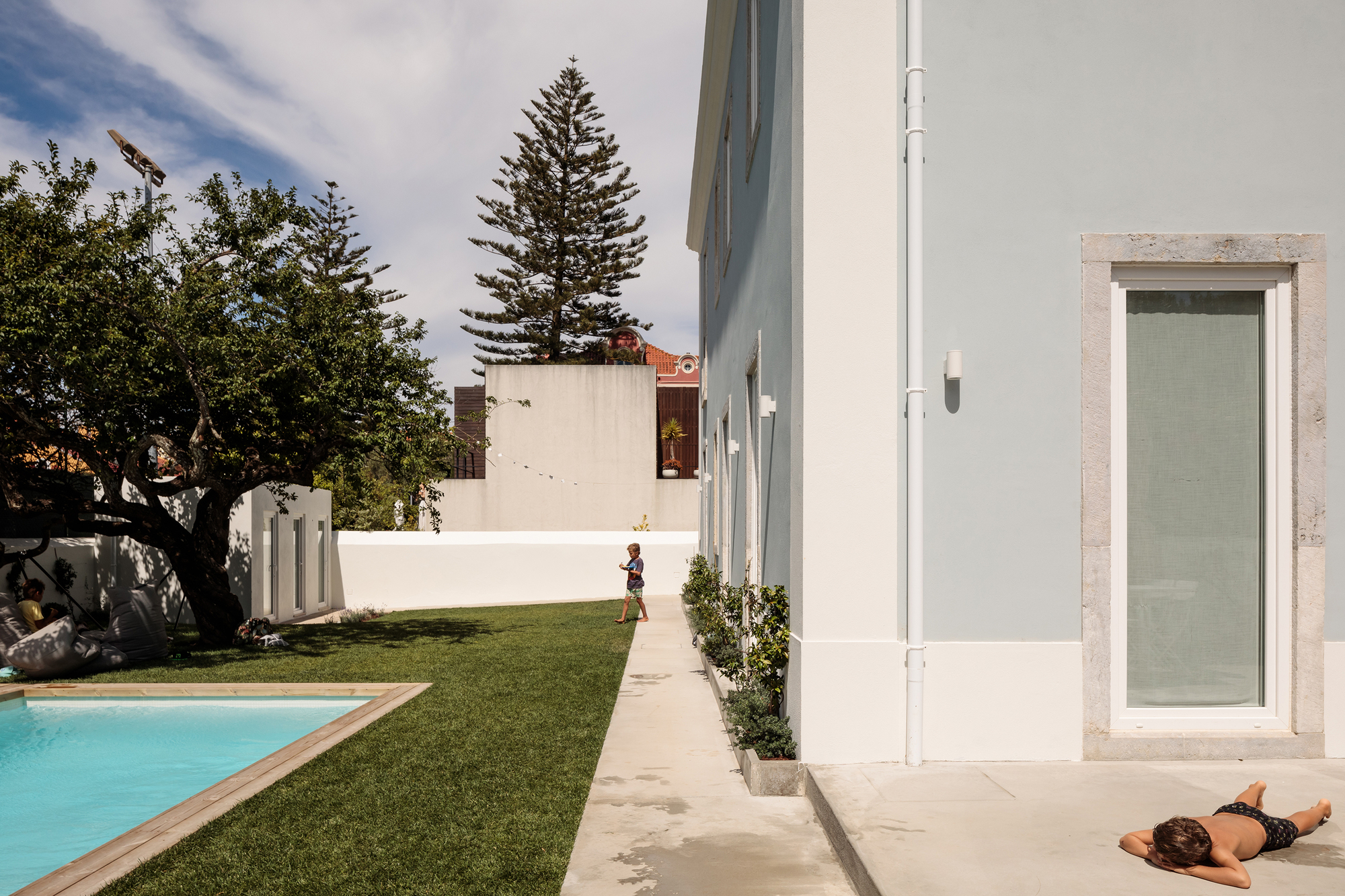 葡萄牙别墅翻新设计-17