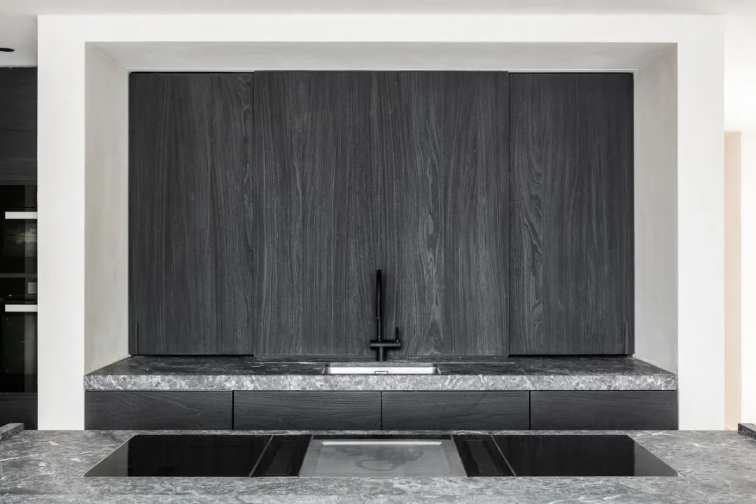 Nathalie Deboel 的温暖极简主义 | 比利时自然的室内设计美学-67