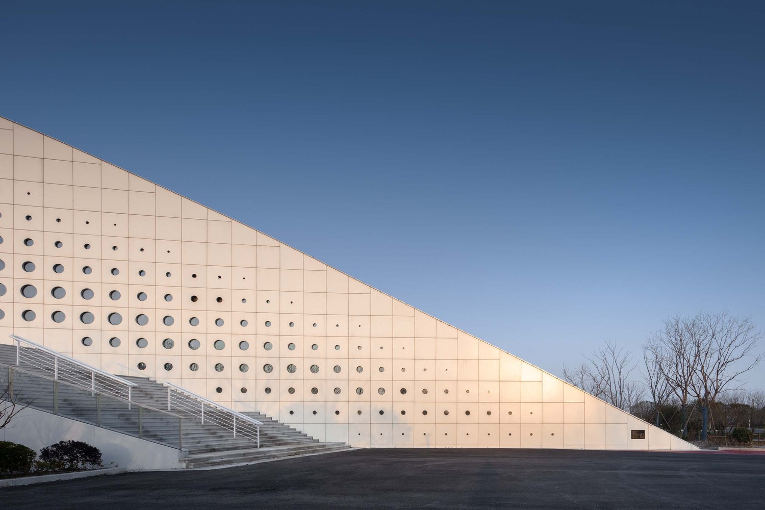 Rudong 体育中心-13