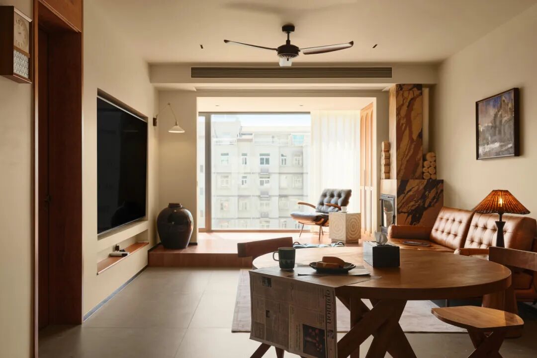 弥舍｜260m²中古叠墅，壁炉煨暖岁月，实木雕刻生活-57