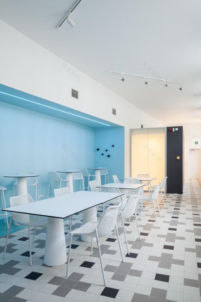 比利时十八世纪连栋住宅的现代翻新-38