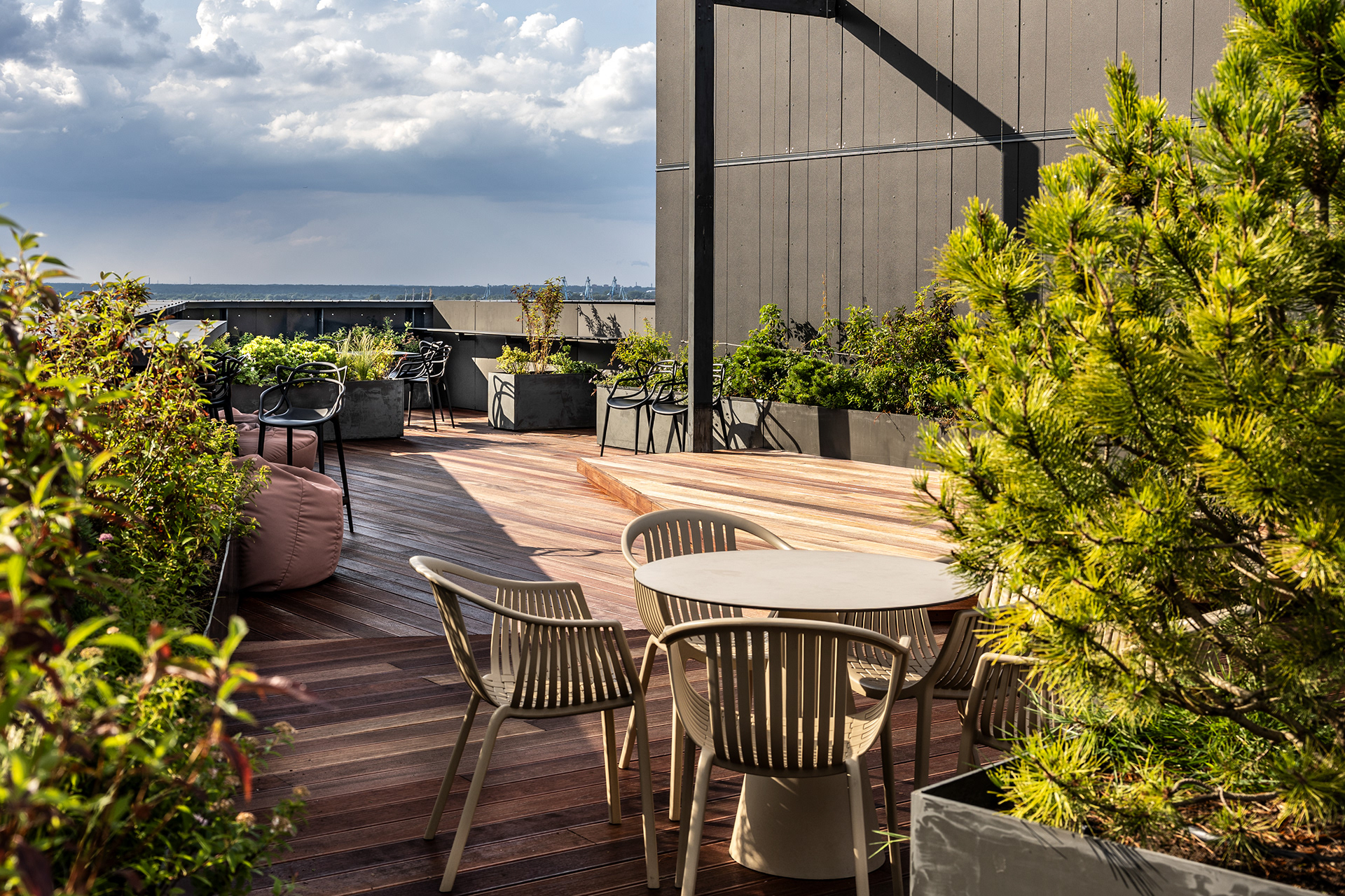 PRIVATE RESTAURANT TERRACE "Place 11" GARDEN DESIGN.-10