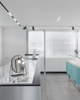 珠宝店 ZAZKI