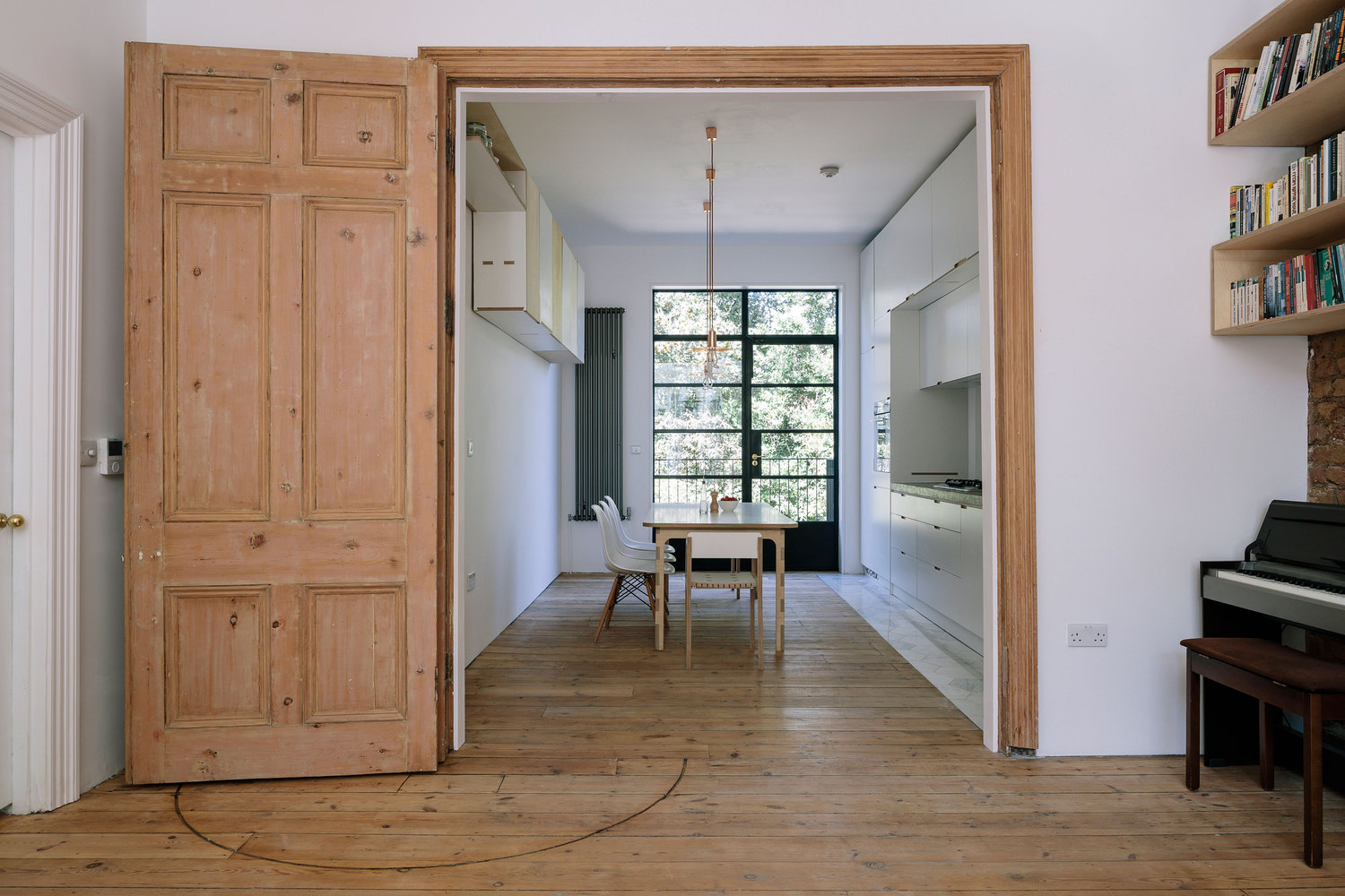 Maries Wardrobe  Tsuruta Architects-71