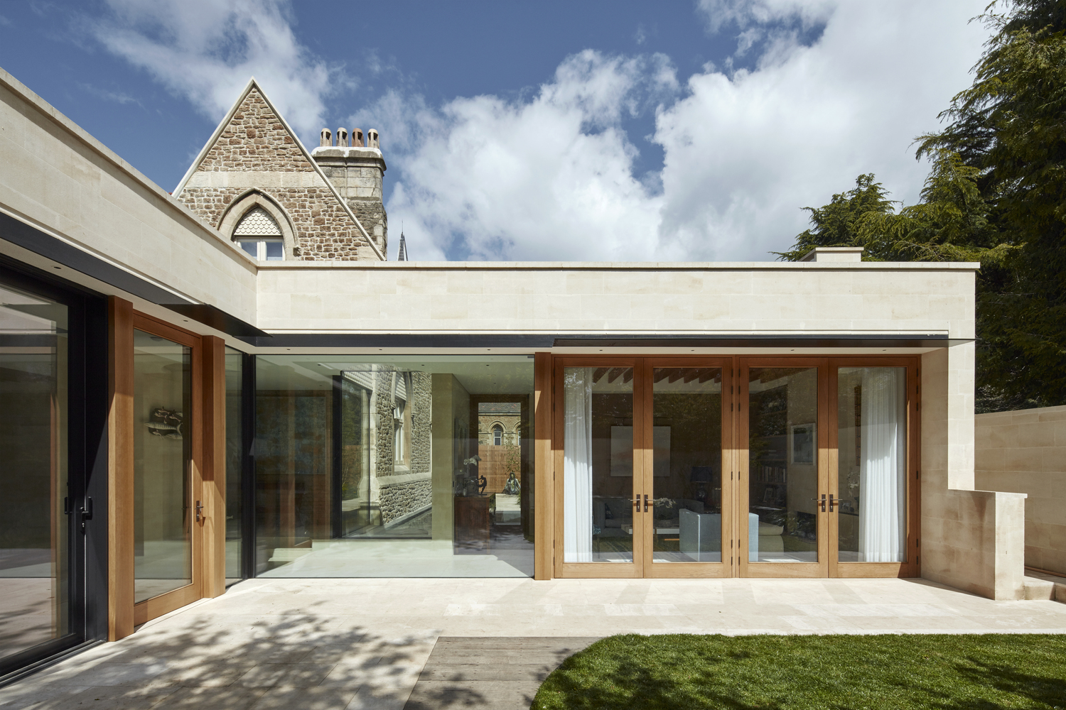 英国 Fulham 公墓别墅丨Simon Gill Architects-23