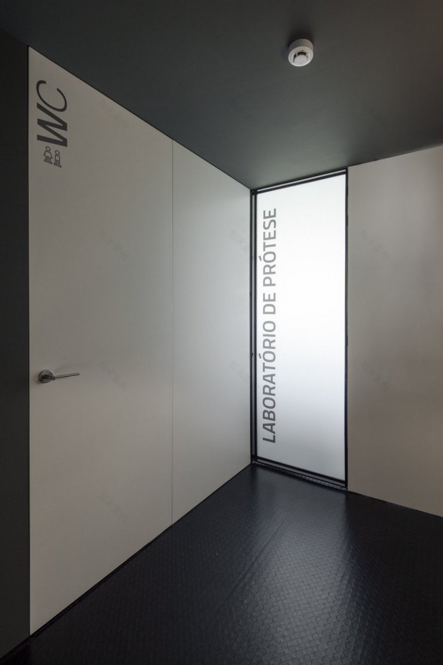 葡萄牙波尔图口腔诊所设计丨Paulo Merlini公司-20