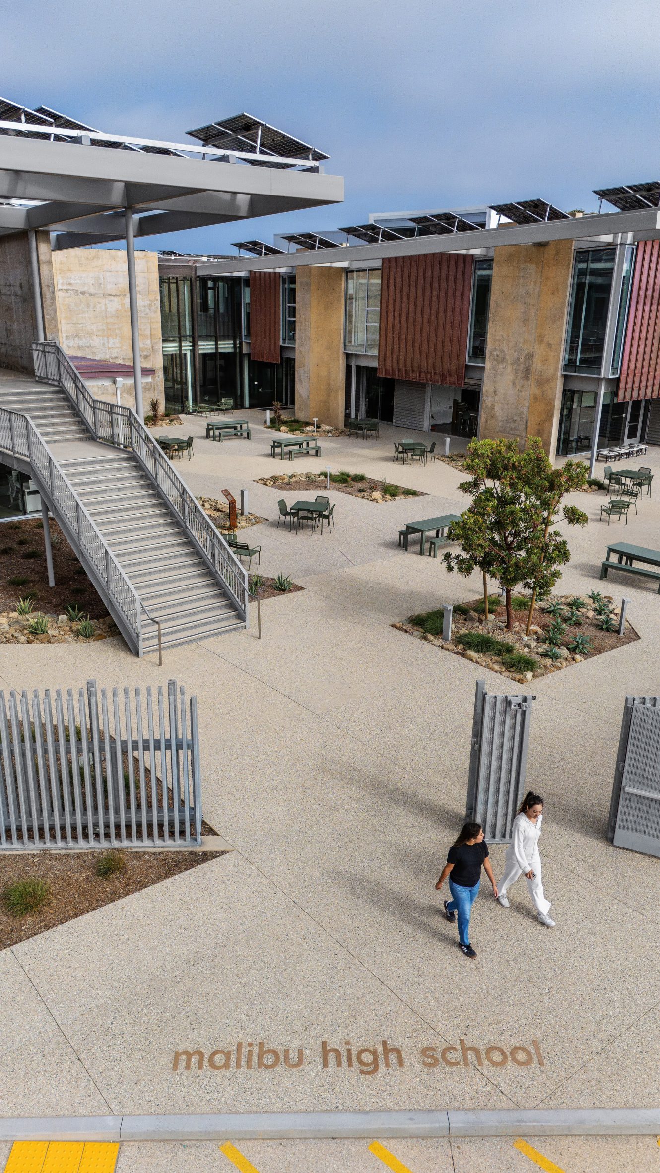 Malibu High School（加利福尼亚州马里布高中）-11