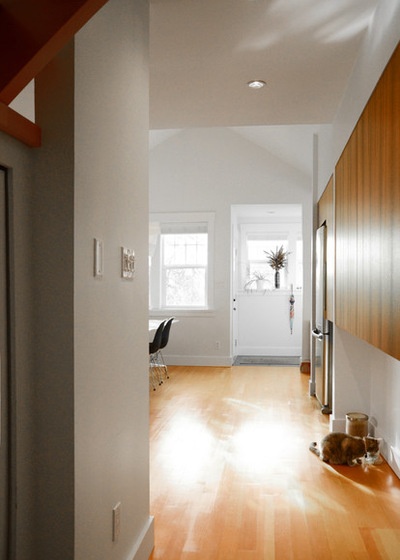 My Houzz: Compact House Renovation in East Vancouver  -  Decor Ideas-19