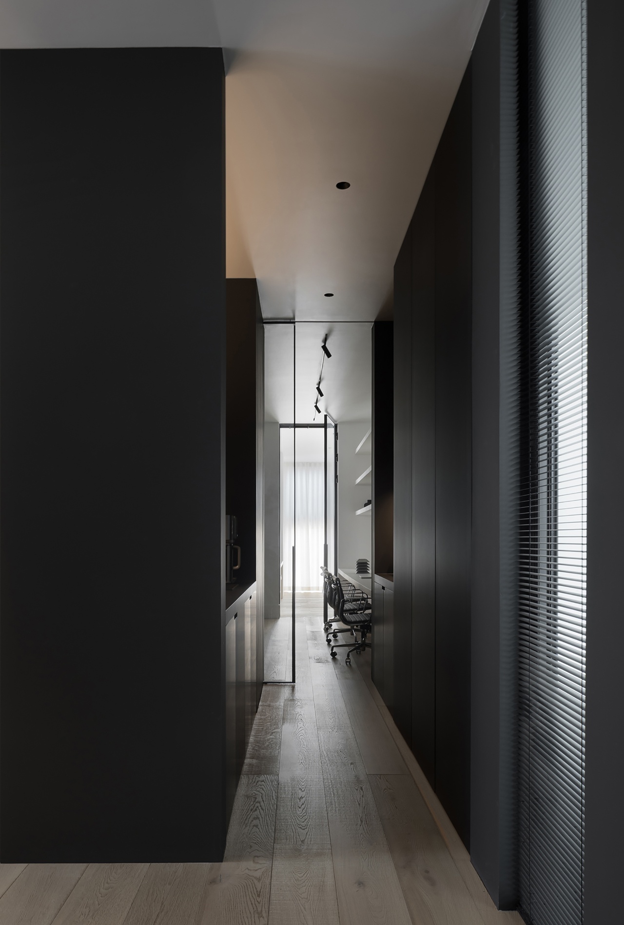 穿行其间的辽阔 别野筑造丨中国郑州丨MOOI TIMELESS建筑室内设计事务所-29