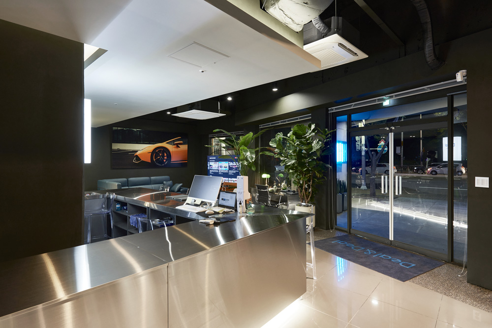 25 坪中古车销售办公室现代简约空间设计-8