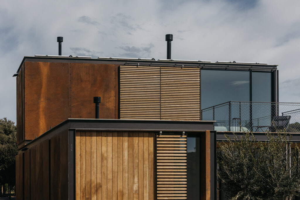 “Tini Montseny” Corten钢模块化小屋丨西班牙巴塞罗那丨“delaVegaCanolasso”建筑工作室-10