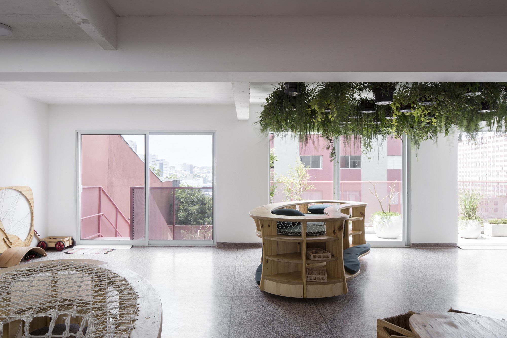 Family School / ARKITITO Arquitetura + Oficina umauma + Luiza Gottschalk-25
