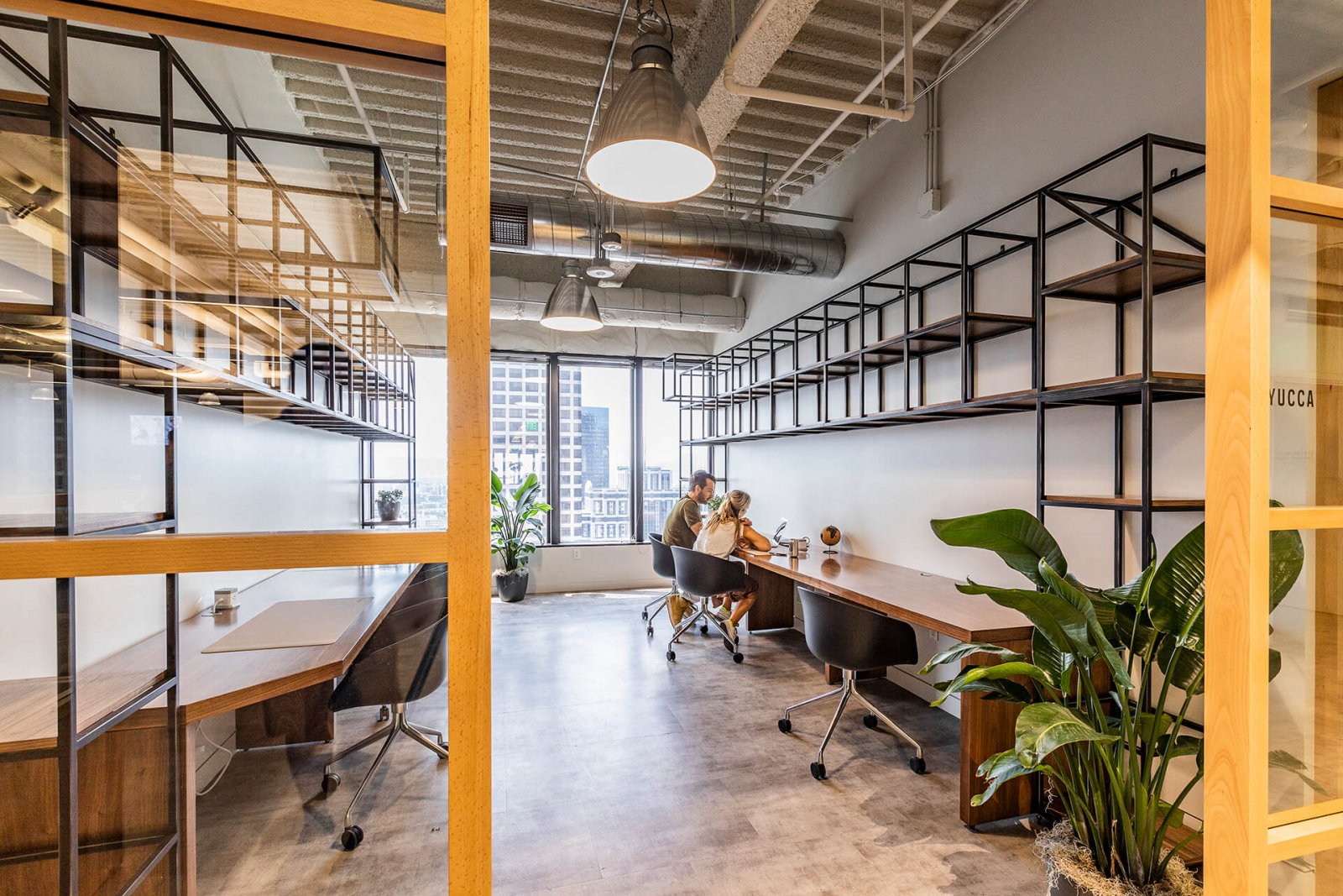 很明显，新Farfetch办公室的音响亭看起来不错  studiofibre-2