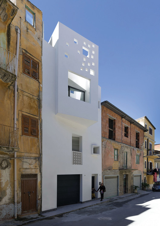 意大利 Favara 老城区现代绿色住宅丨Lillo Giglia Architecture-11
