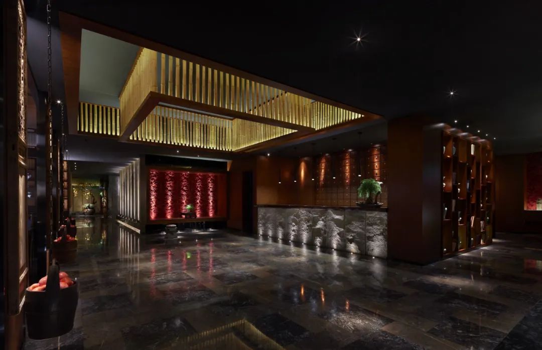 十足道光华店-32