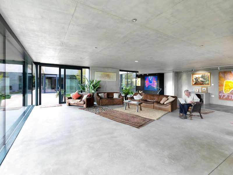 Sunken House With A Courtyard Built Into The Hillside-10