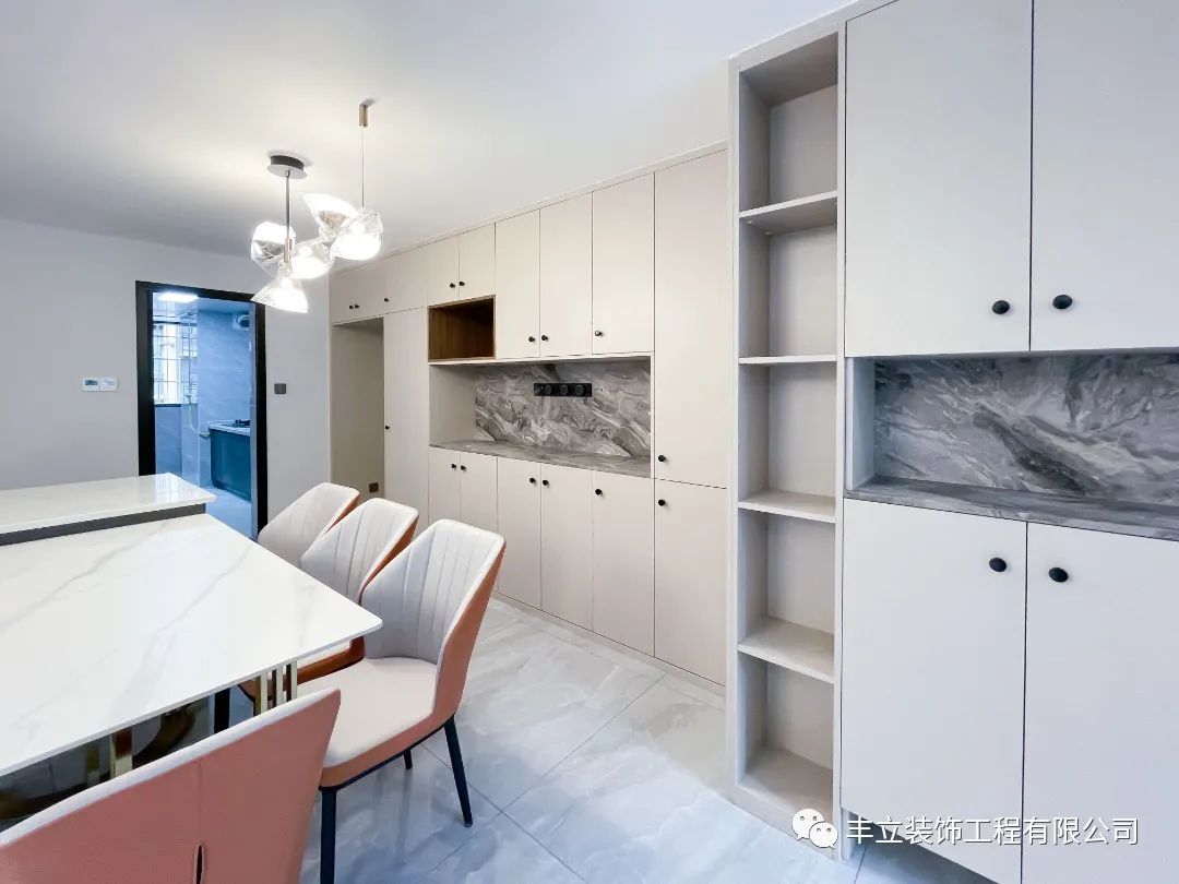 130㎡现代简约三口之家-38