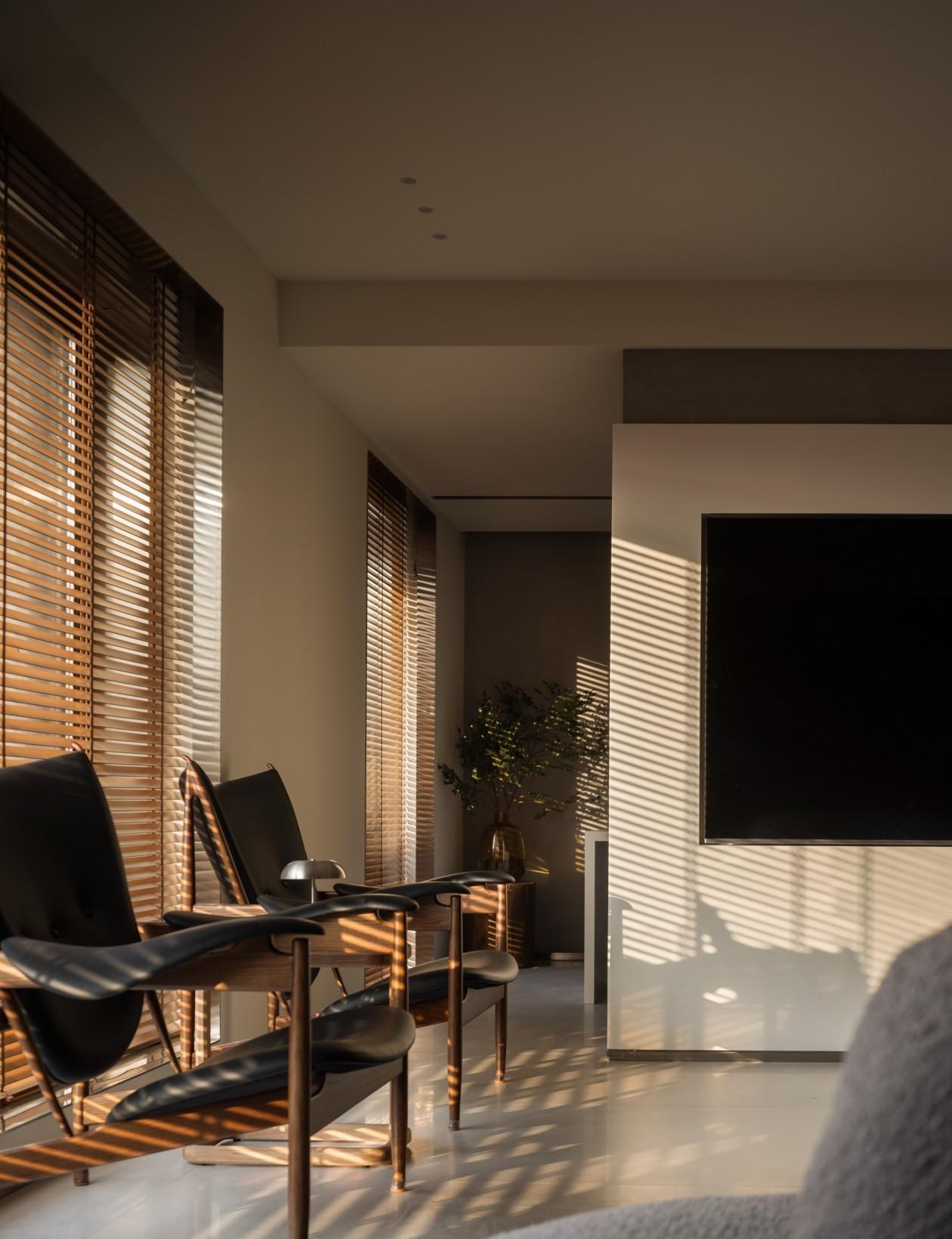 银川天山熙湖300㎡复式楼丨中国银川丨M.H.A地制现所建筑设计-34