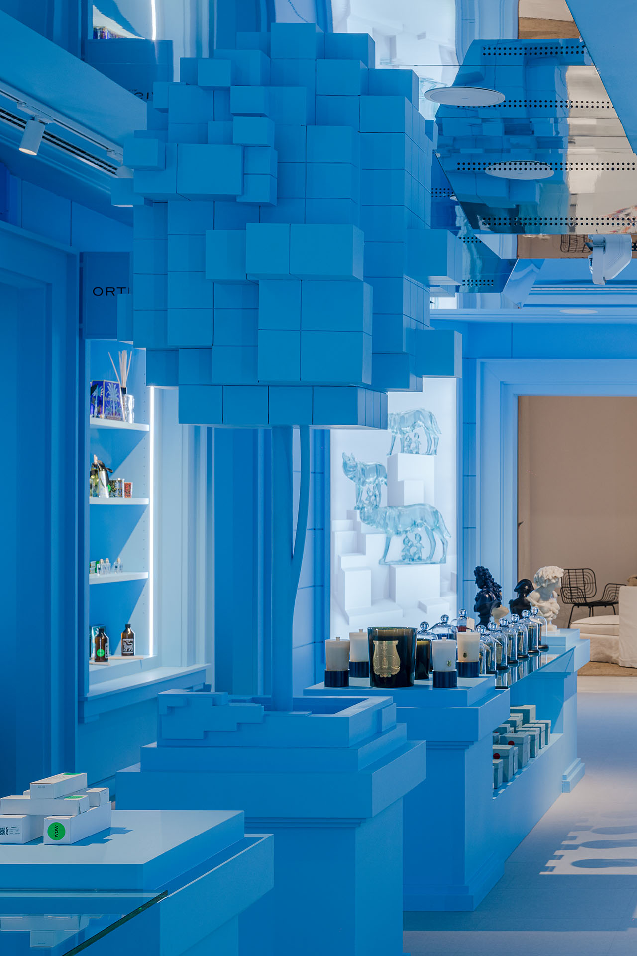 WOW 在线购物体验店丨西班牙马德里丨External Reference-38