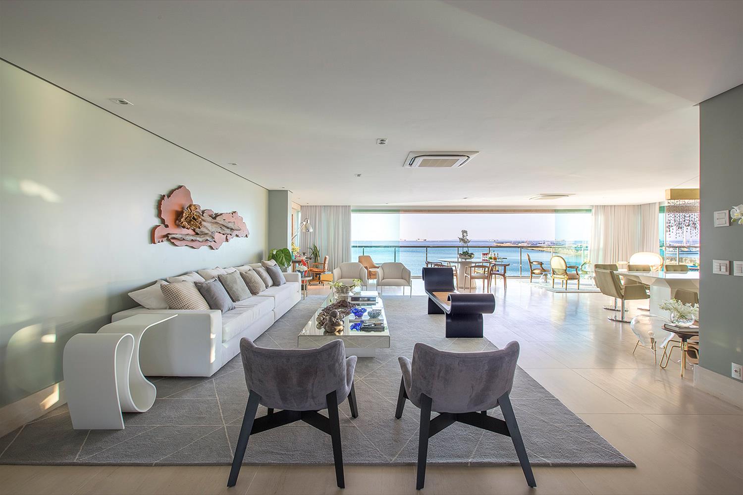 巴西 Apartamento Adelaide | 海湾美景与现代设计的完美融合-1