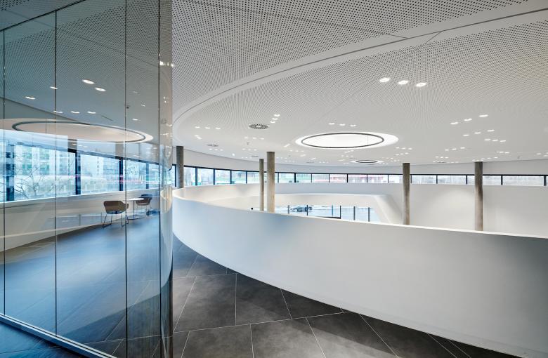 Pichler & Traupmann Architekten丨ÖAMTC Wien West丨奥地利-21